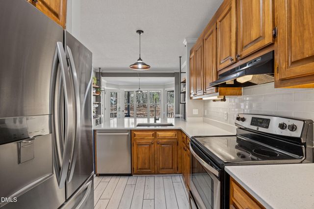 51 Eagles Roost, Sanford, NC 27332