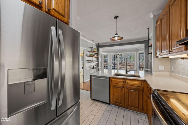 51 Eagles Roost, Sanford, NC 27332