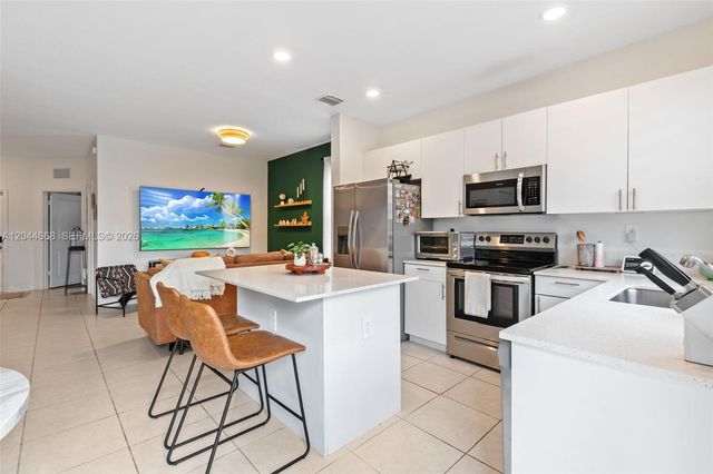 11844 SW 247th Terrace 11844, Homestead, FL 33032