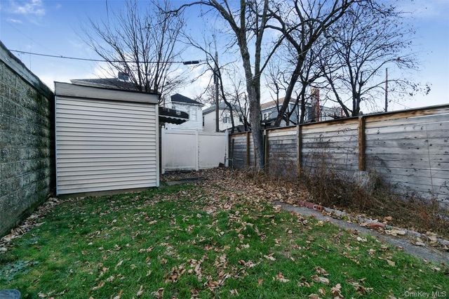 230 E 42nd Street, Brooklyn, NY 11203