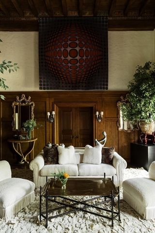 180 Ivy St, Brookline, MA 02446