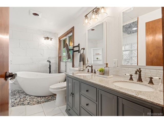 400 N Faver Dr, Castle Rock, CO 80109