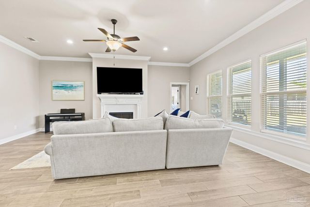 5912 Walter Franklin Rd, Pensacola, FL 32526