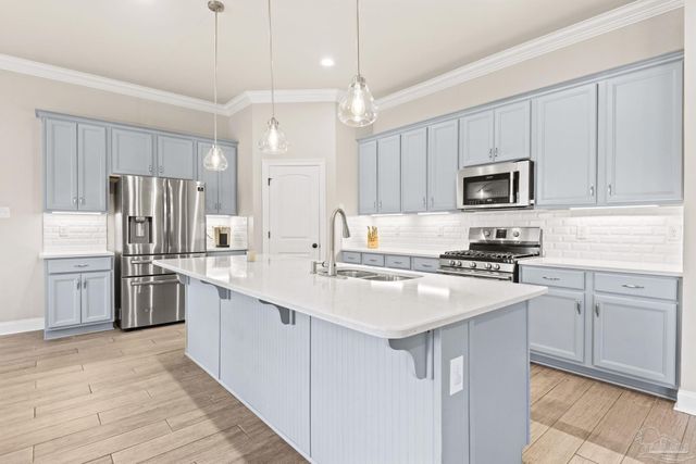 5912 Walter Franklin Rd, Pensacola, FL 32526