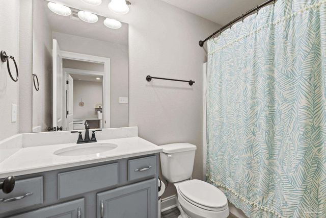 5912 Walter Franklin Rd, Pensacola, FL 32526