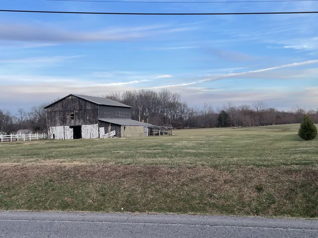 805 Jackson Rd, Portland, TN 37148