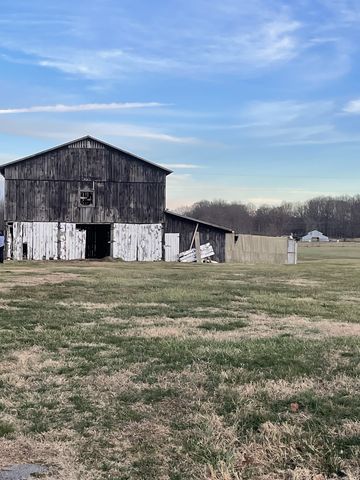 805 Jackson Rd, Portland, TN 37148