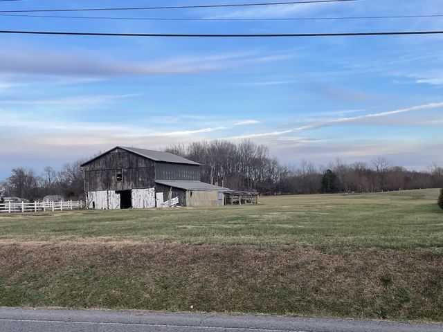 805 Jackson Rd, Portland, TN 37148