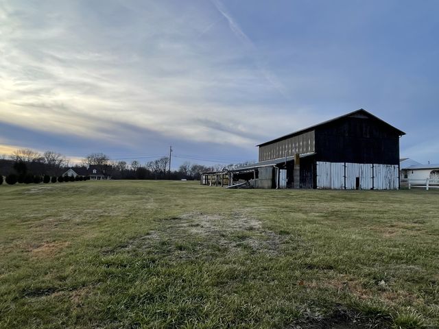 805 Jackson Rd, Portland, TN 37148