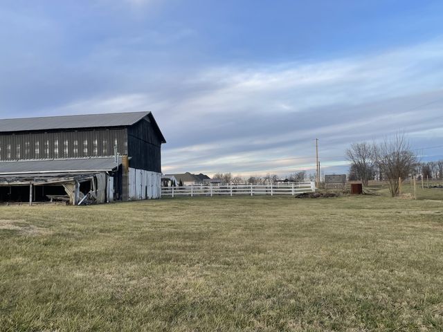 805 Jackson Rd, Portland, TN 37148