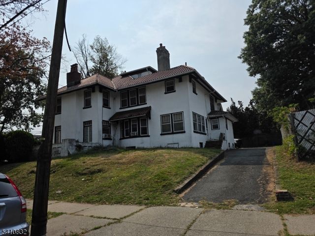 570 Mount Prospect Ave, Newark City, NJ 07104