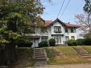 570 Mount Prospect Ave, Newark City, NJ 07104
