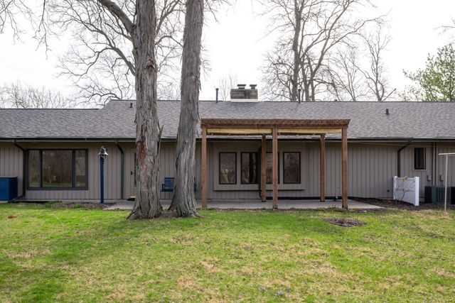 1538 S Hadley Road, Fort Wayne, IN 46804