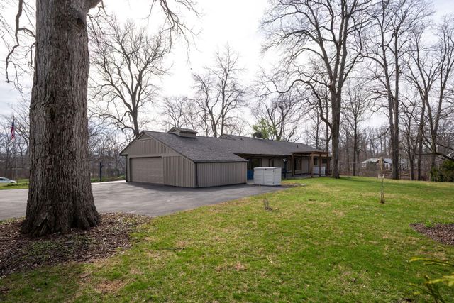 1538 S Hadley Road, Fort Wayne, IN 46804