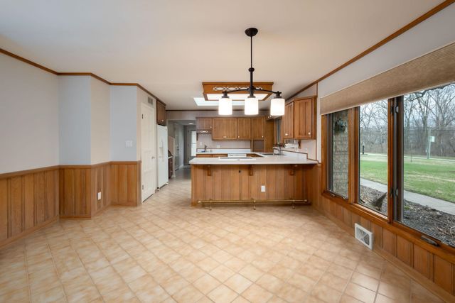 1538 S Hadley Road, Fort Wayne, IN 46804