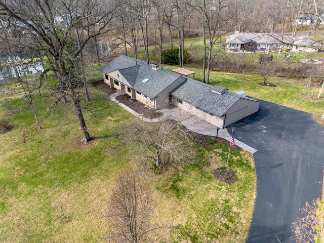 1538 S Hadley Road, Fort Wayne, IN 46804