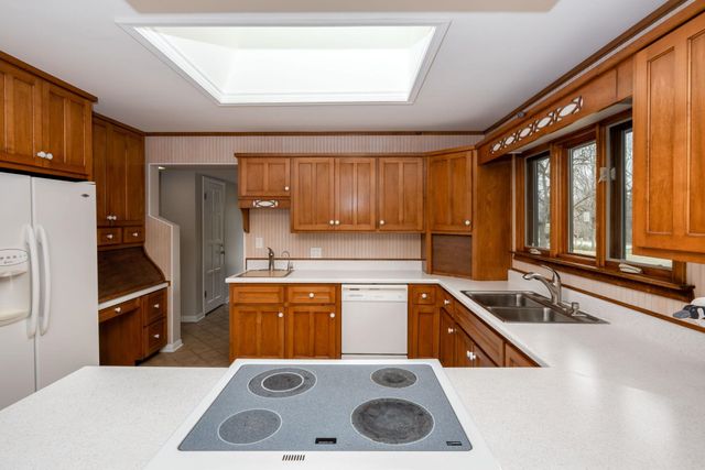 1538 S Hadley Road, Fort Wayne, IN 46804