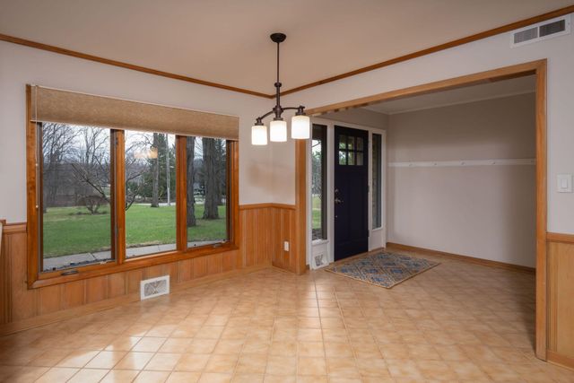 1538 S Hadley Road, Fort Wayne, IN 46804