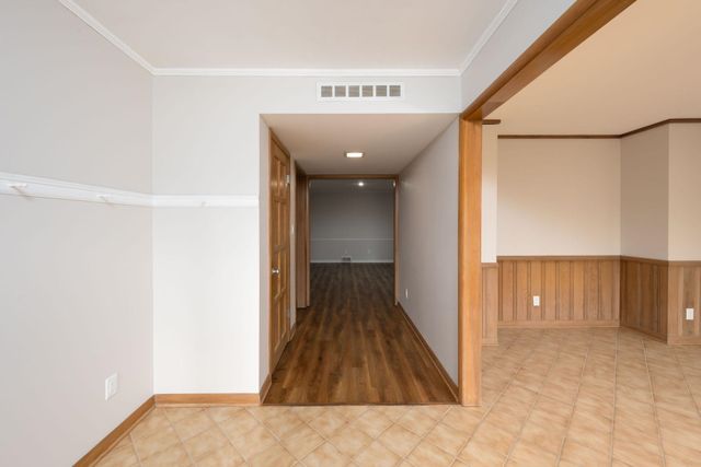 1538 S Hadley Road, Fort Wayne, IN 46804