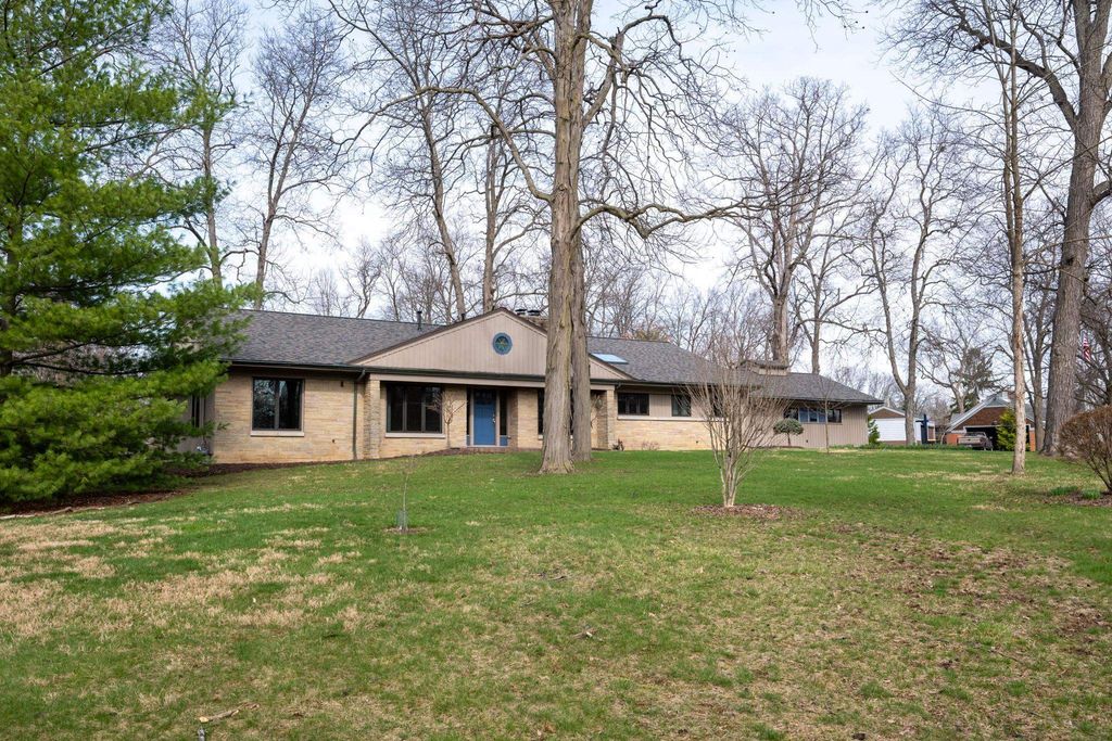 1538 S Hadley Road, Fort Wayne, IN 46804