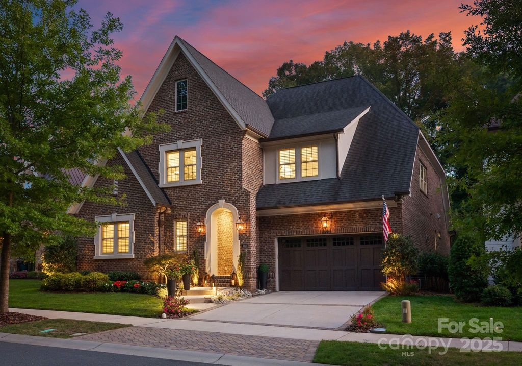 4611 Harper Court, Charlotte, NC 28210