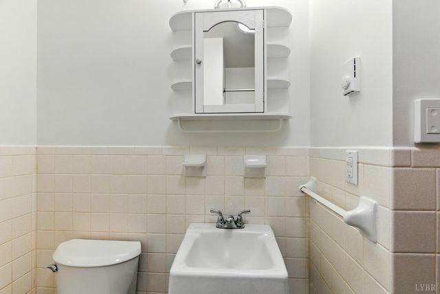 102 Southeast Street, Brookneal, VA 24528