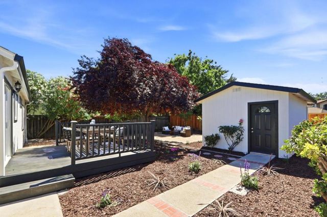 395 N Murphy Avenue, Sunnyvale, CA 94085