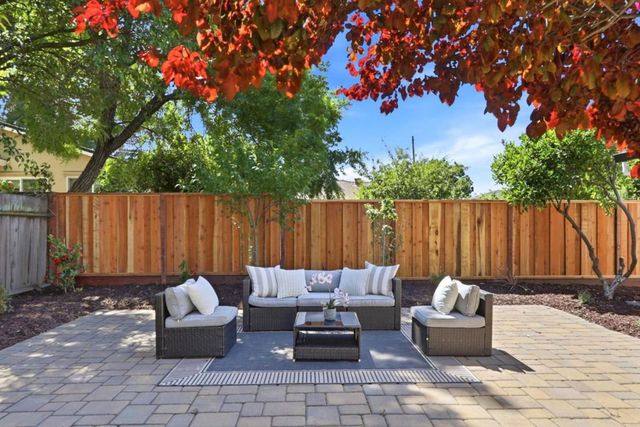 395 N Murphy Avenue, Sunnyvale, CA 94085