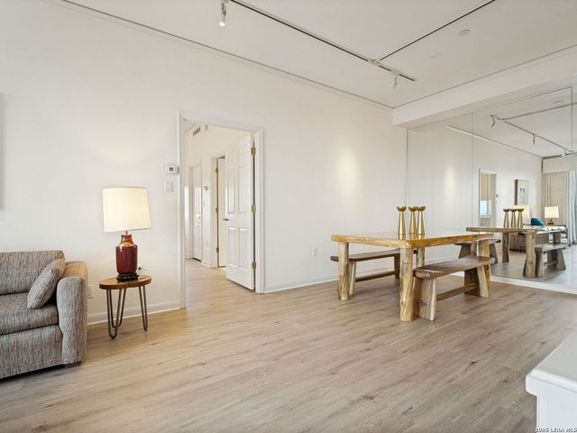 1 Towers Park Ln Apt 2207, San Antonio, TX 78209