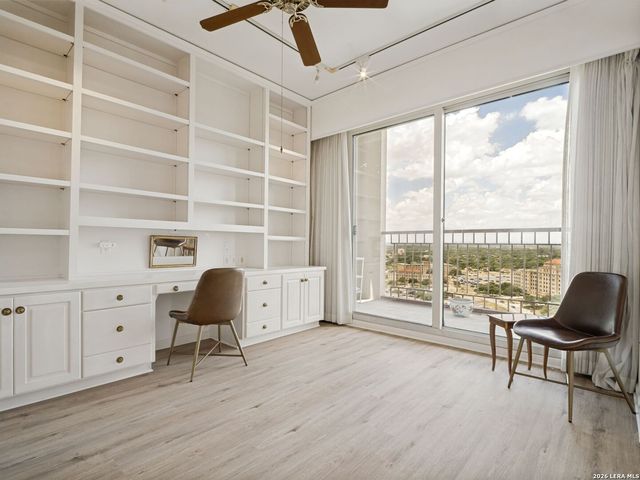 1 Towers Park Ln Apt 2207, San Antonio, TX 78209