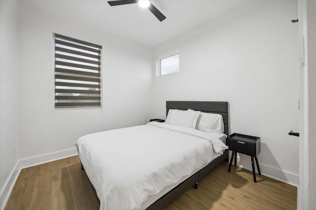 104 E 44th Street A, Houston, TX 77018