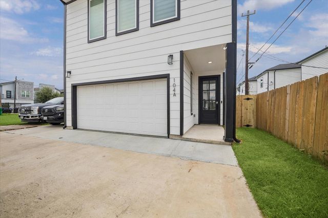 104 E 44th Street A, Houston, TX 77018