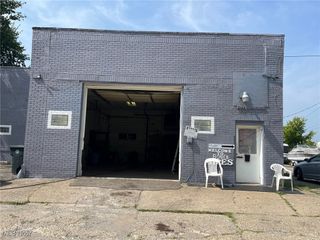 1556 Niles Road SE, Warren, OH 44484