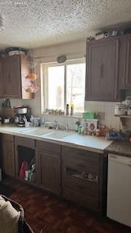 4550 London Lane, Colorado Springs, CO 80916