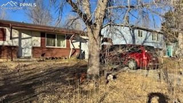 4550 London Lane, Colorado Springs, CO 80916