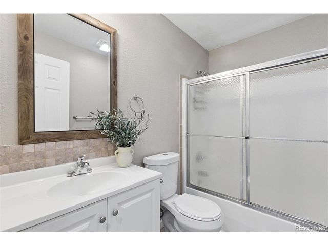 1060 S Perry St, Denver, CO 80219