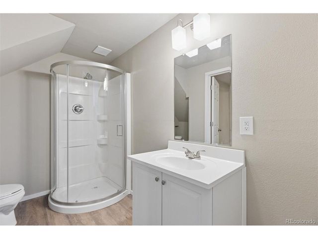 1060 S Perry St, Denver, CO 80219