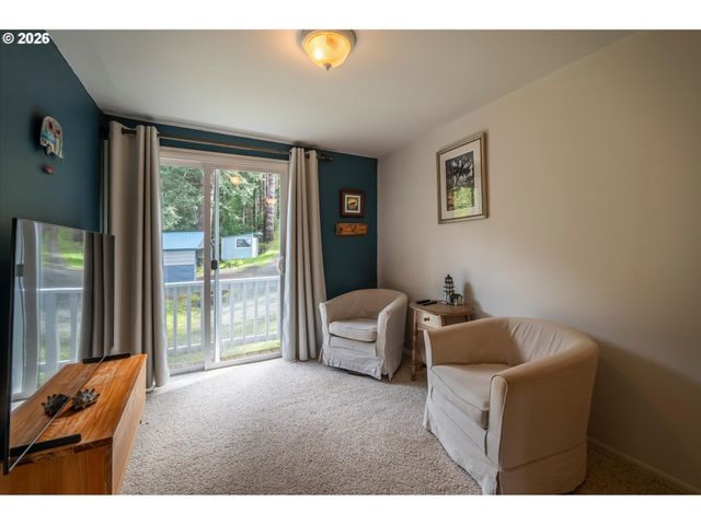 42528 HENSLEY HILL Rd, Port Orford, OR 97465