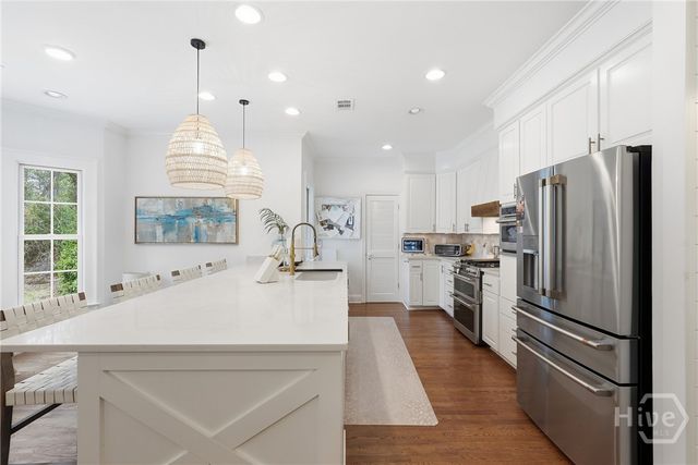 5 Marsh Harbor Drive N, Savannah, GA 31410