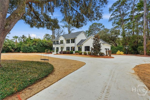 5 Marsh Harbor Drive N, Savannah, GA 31410