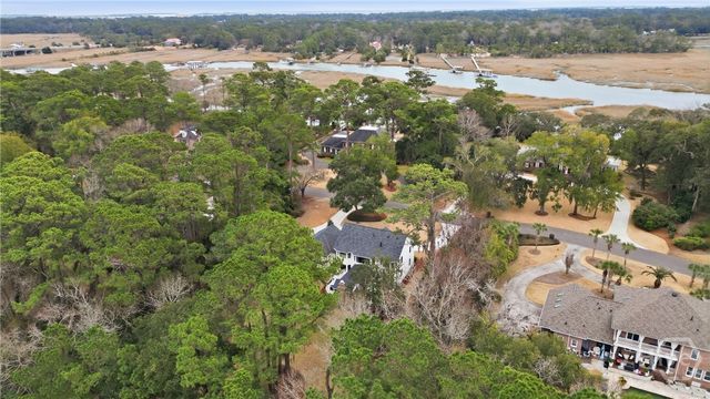 5 Marsh Harbor Drive N, Savannah, GA 31410