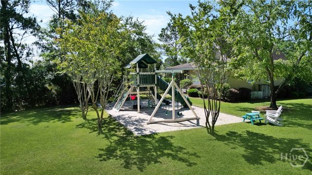 5 Marsh Harbor Drive N, Savannah, GA 31410