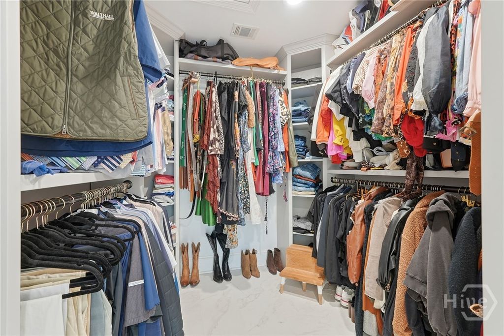 Image 27 of property listing at 5 Marsh Harbor Drive N, Savannah, GA 31410