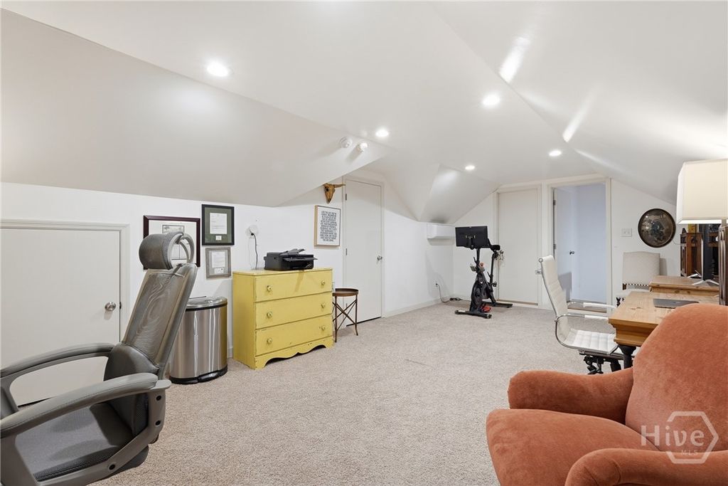 Image 38 of property listing at 5 Marsh Harbor Drive N, Savannah, GA 31410