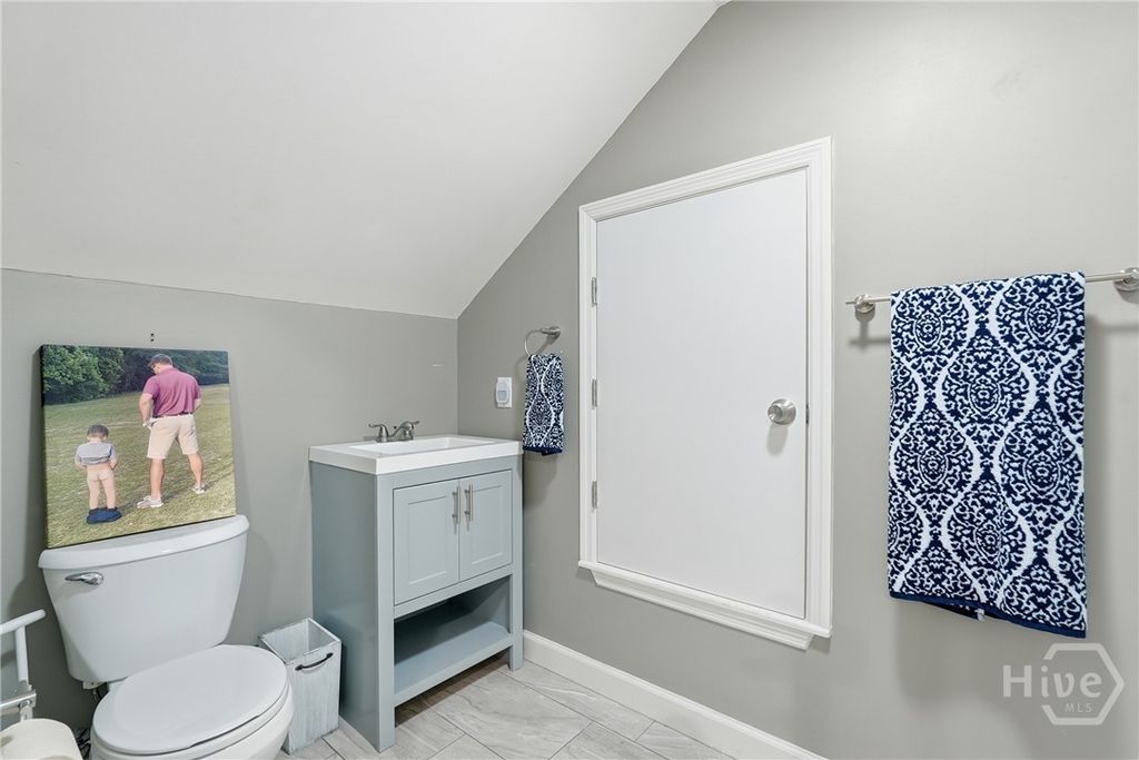 Image 39 of property listing at 5 Marsh Harbor Drive N, Savannah, GA 31410