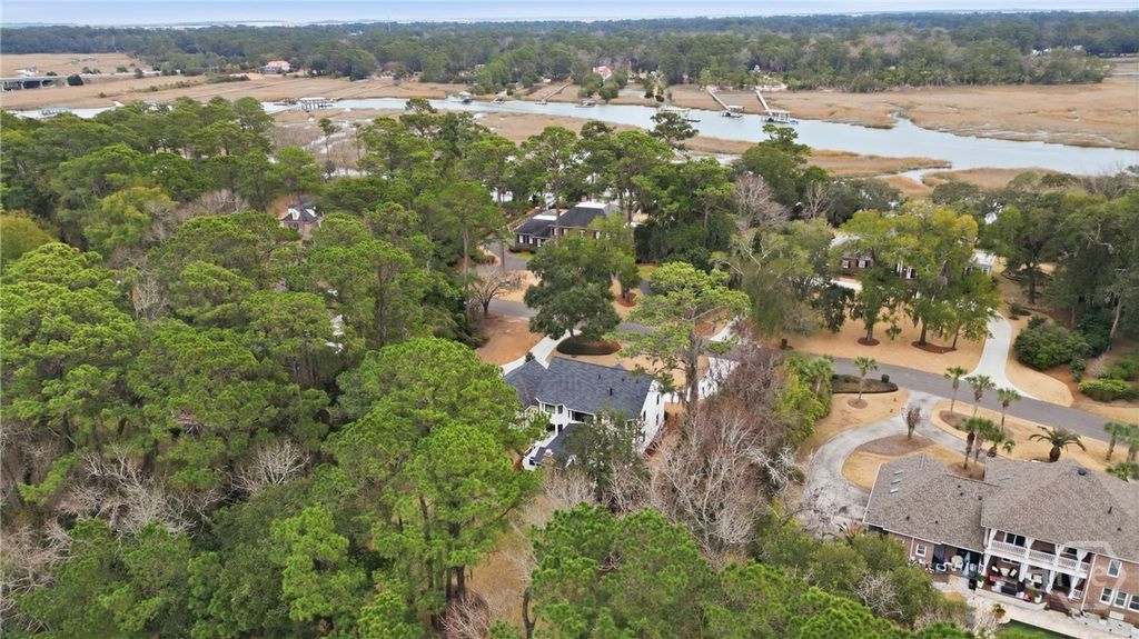 Image 60 of property listing at 5 Marsh Harbor Drive N, Savannah, GA 31410