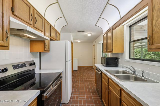 63 PARSLEY Avenue, Middleburg, FL 32068