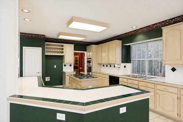 122 Ridgewood Drive, Coppell, TX 75019