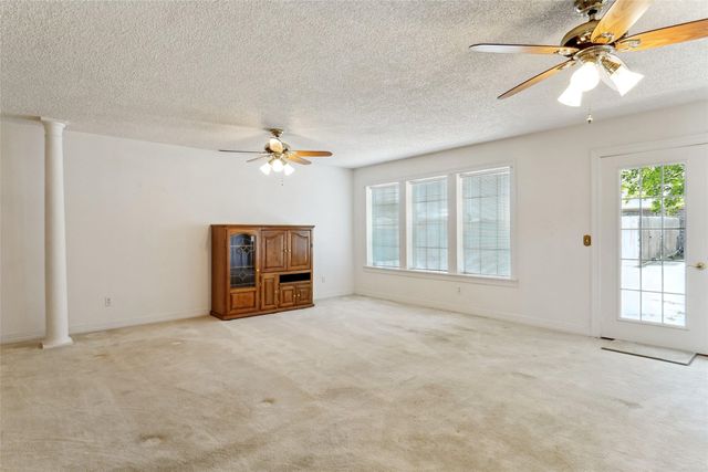 1508 Raborn Drive, Bowie, TX 76230