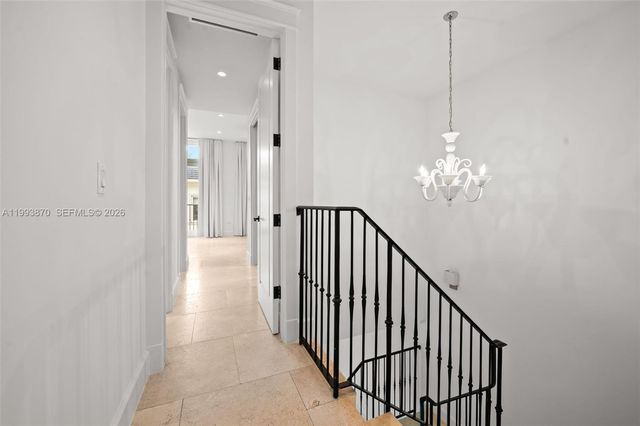 530 Valencia Ave 2, Coral Gables, FL 33134